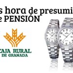 Caja Rural de Granada regala un reloj al domiciliar la pensión