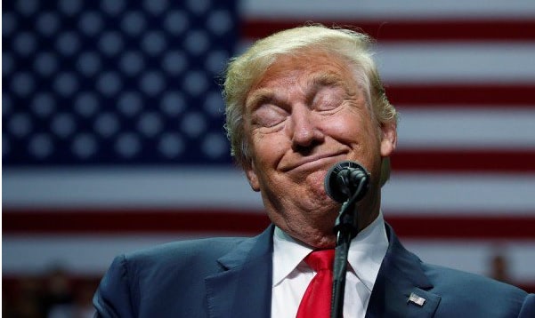 trump noquea a huawei