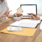 Descubre qué hipotecas fijas se mantienen con un interés por debajo del 2% a 20 años
