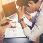 ¿Cuánto cobran los bancos por estar en números rojos?
