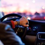 ¿Se puede alquilar un coche sin tarjeta de crédito?