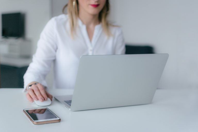 business-computer-connection-2265488-min