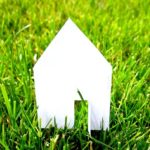 ¿Qué bancos me pueden dar una hipoteca verde para comprar una casa 'eco'?