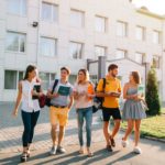Regresa a las clases con las mejores cuentas joven para universitarios
