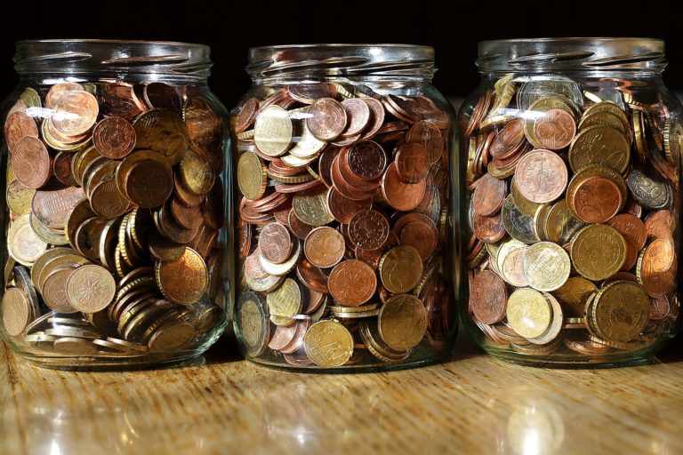 save-4666418_1920 Ahorros planes de pensiones