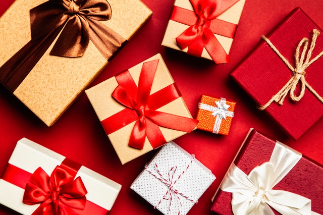 pexels-giftpunditscom-1666065 mejores ofertas de prestamos navidad 2020