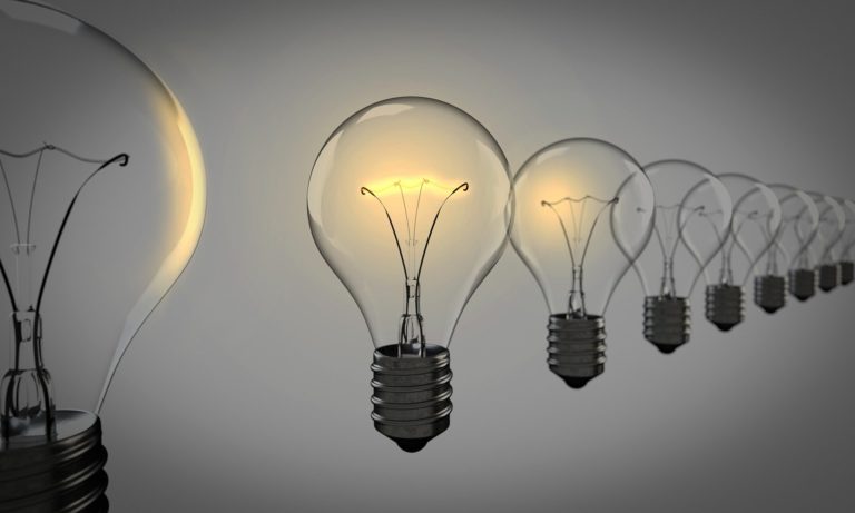 light-bulbs-1875384_1920 idea sobre planes de pensiones