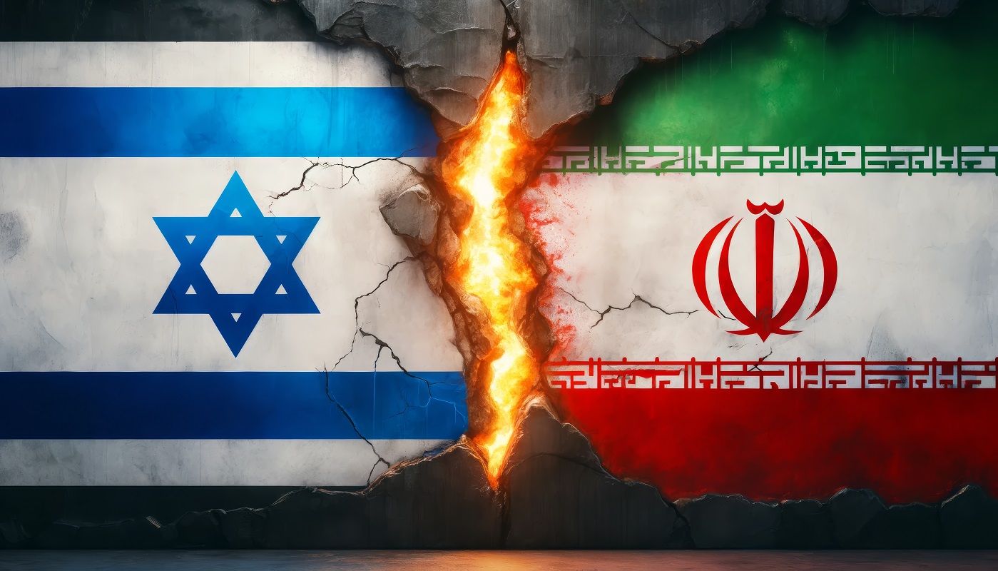 Banderas israelí e iraní que representan el conflicto que provoca la subida del euríbor
