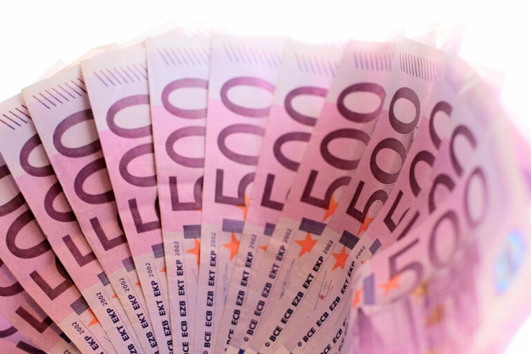 Los depósitos y cuentas que baten los tipos del BCE: guía rápida para maximizar tus ahorros en julio