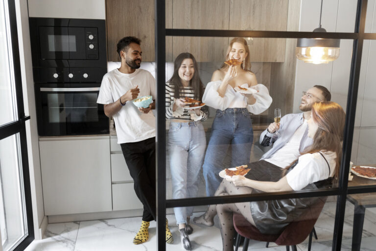 Compartir piso sin discusiones: las cuentas conjuntas que ponen orden en los gastos