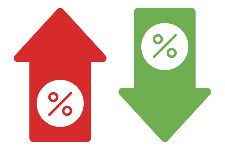 Una hipoteca fija que sube y otra que baja: Openbank y Unicaja toman caminos diferentes