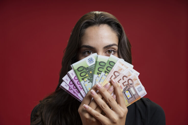 Las cuentas sin comisiones se reinventan con rentabilidades de hasta el 3,51% TAE y efectivo de regalo