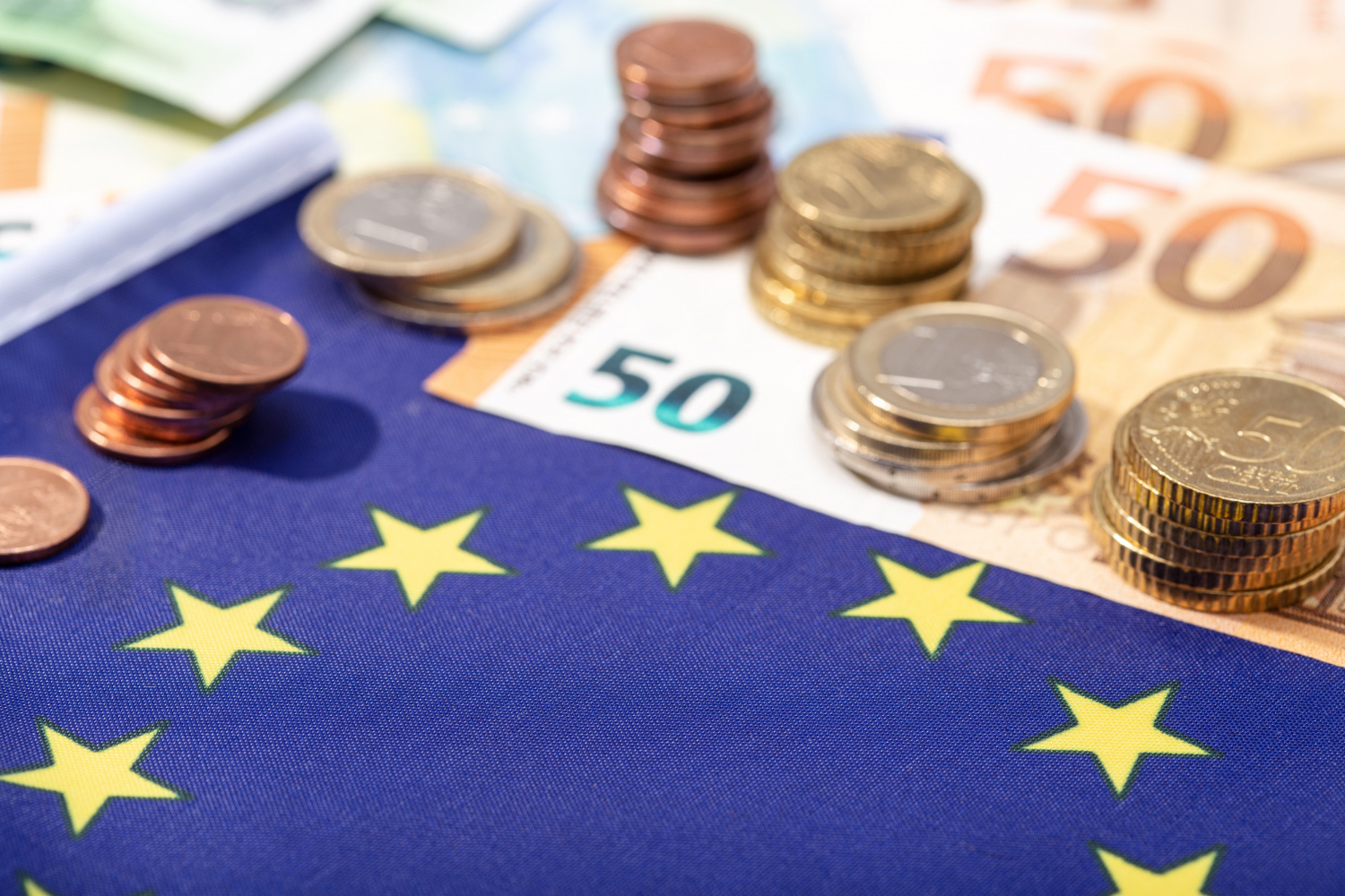 Respiran los hipotecados: el euríbor se estanca en junio tras la subida de tipos del Banco Central Europeo
