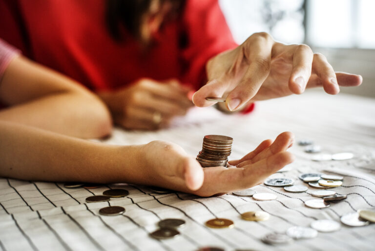 Consigue hasta un 3,04% TAE por tus ahorros y planta cara este septiembre al alza del coste de la vida